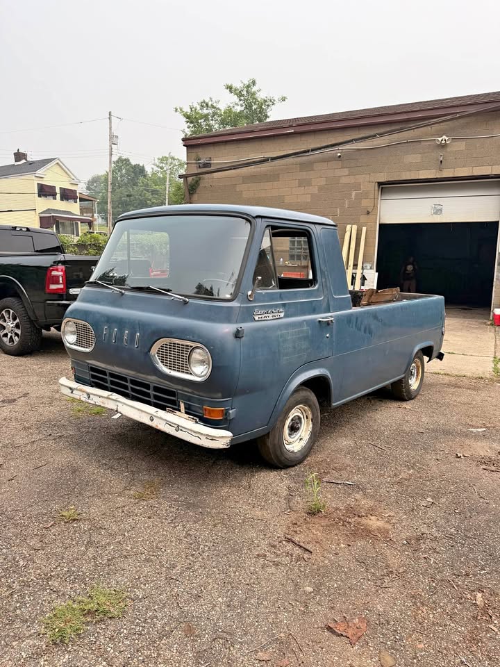 Ford-Econoline-1964