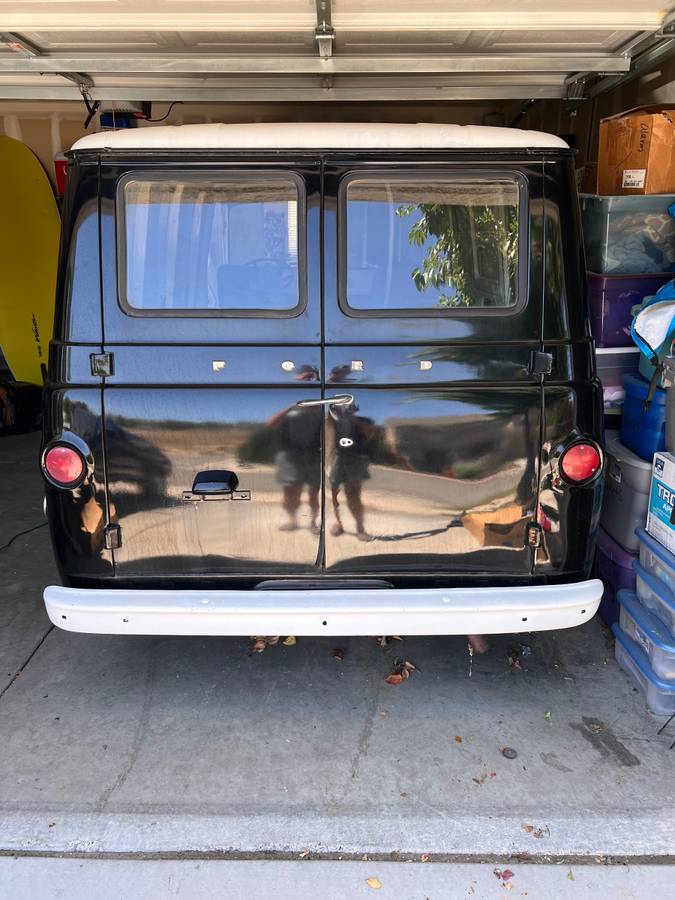 Ford-Econoline-1965-black