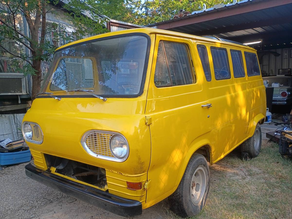 Ford-Econoline-1967