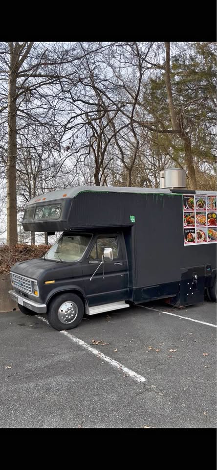 Ford-Econoline-1985