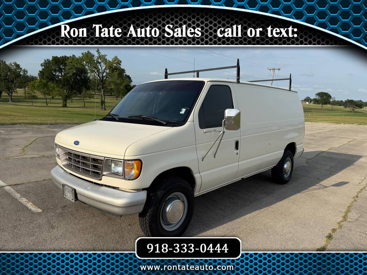 Ford-Econoline-1992-white