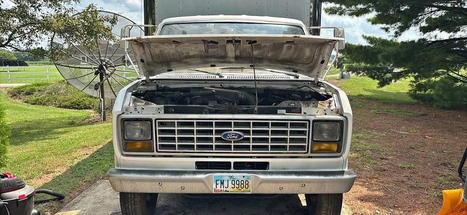 Ford-Econoline-350-1987