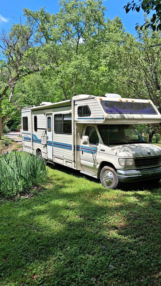 Ford-Econoline-350-1993