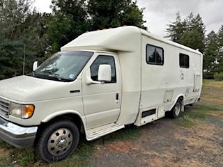 Ford-Econoline-450-1996