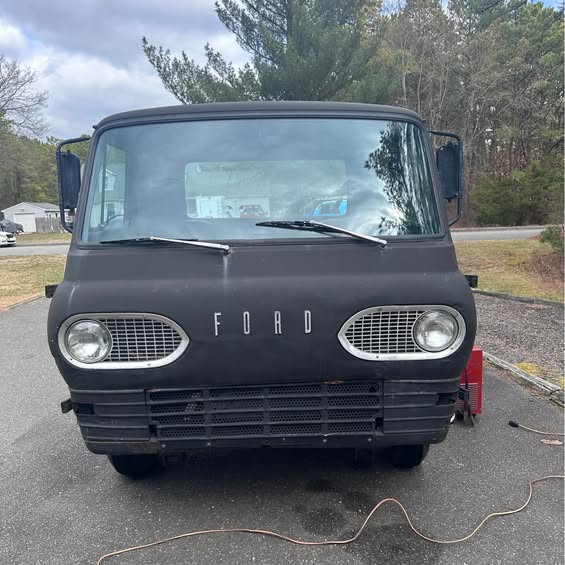 Ford-Econoline-e150-cargo-1962