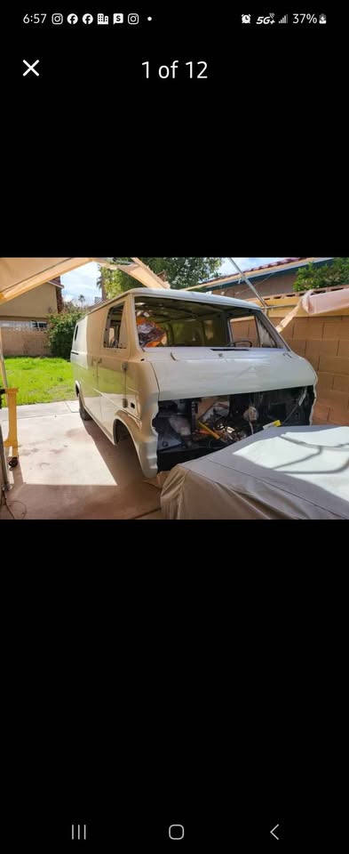 Ford-Econoline-e150-cargo-1974