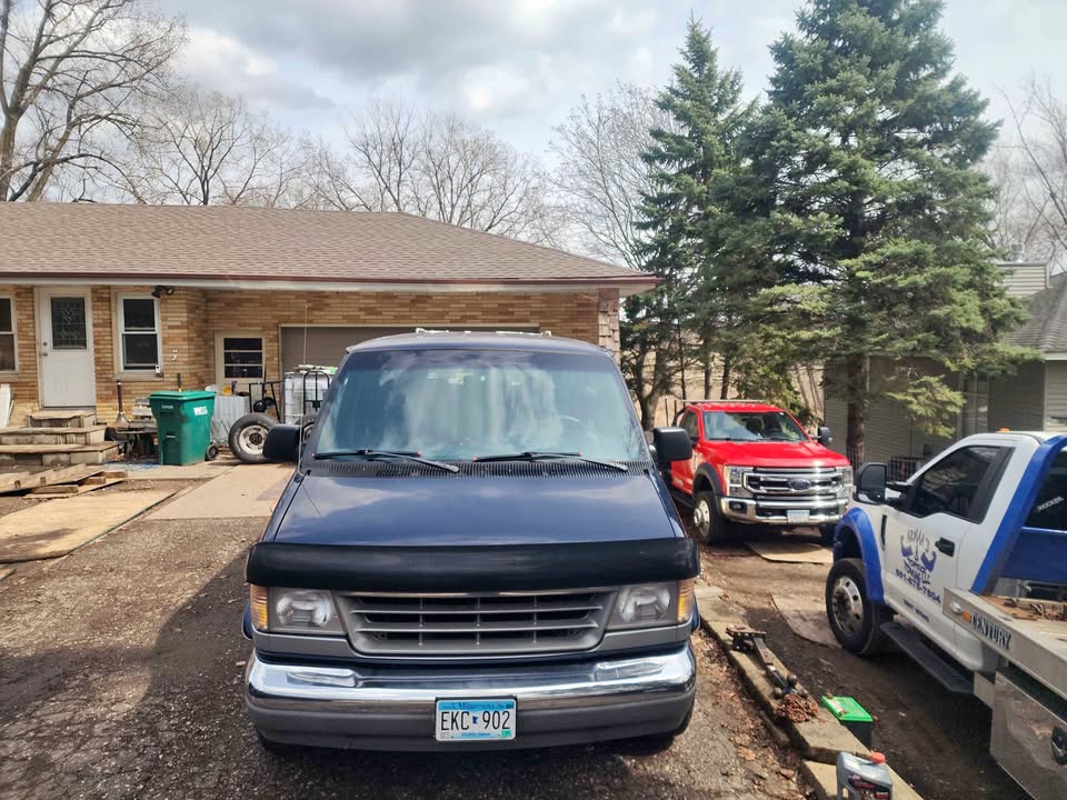 Ford-Econoline-e150-passenger-1992
