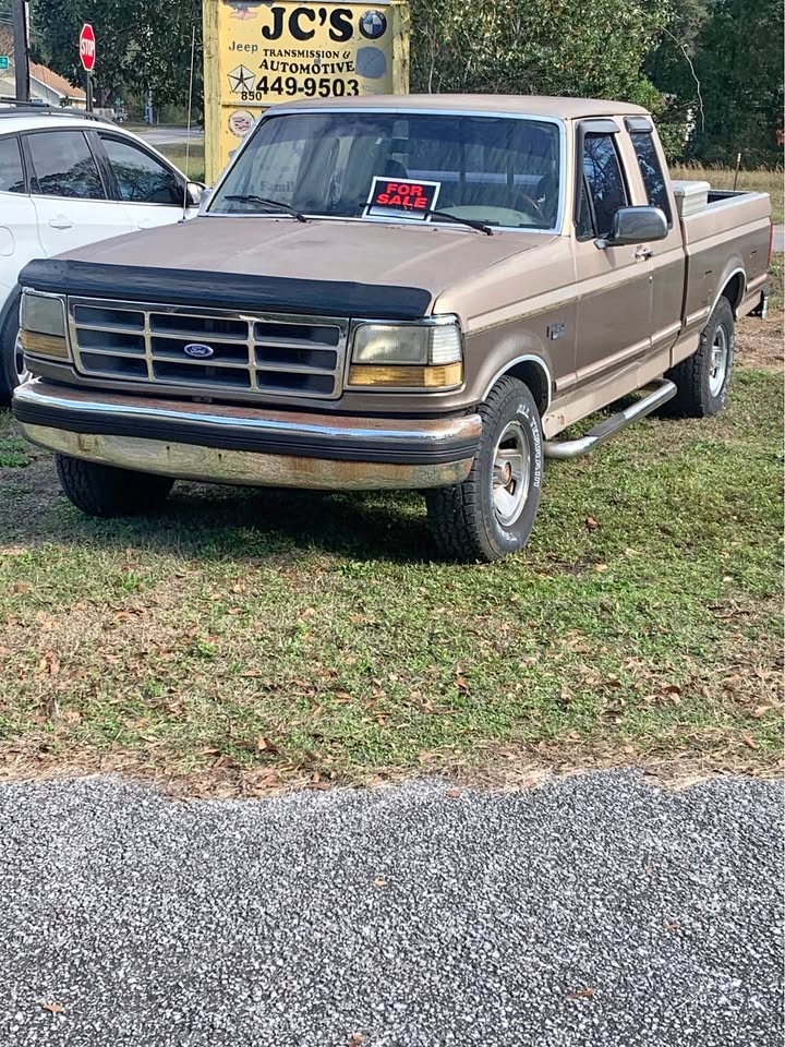 Ford-Econoline-e150-passenger-1993
