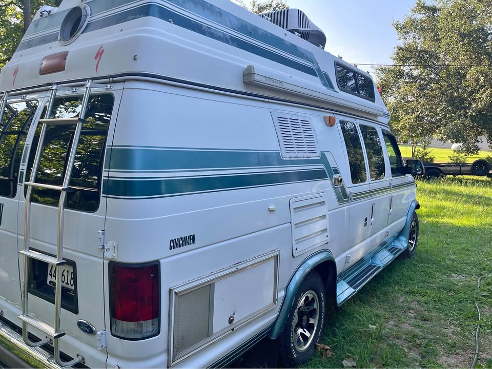 Ford-Econoline-e250-1995