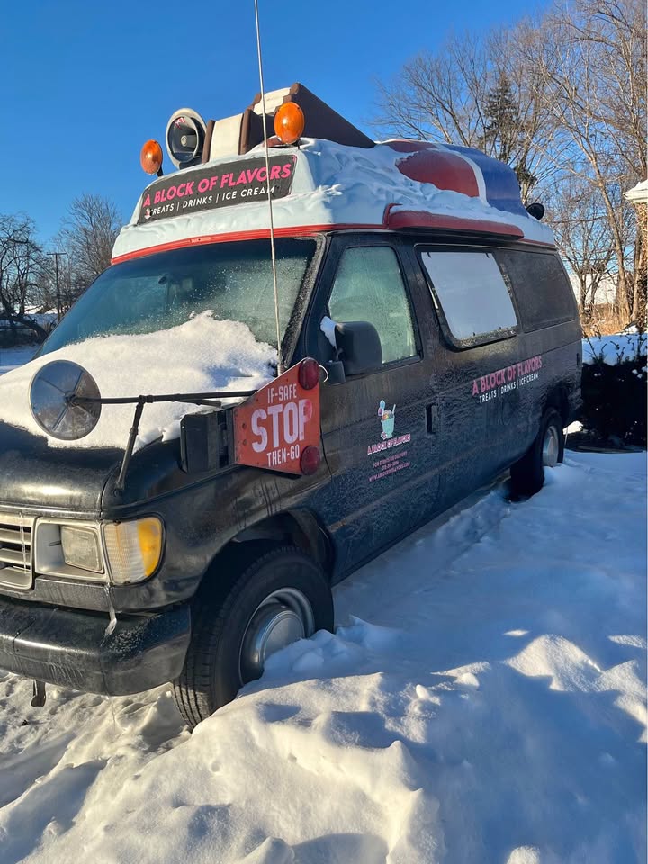 Ford-Econoline-e350-cargo-1993