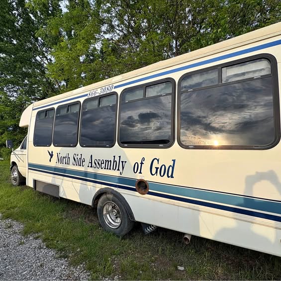 Ford-Econoline-e350-cargo-1993