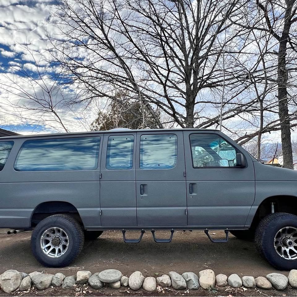 Ford-Econoline-e350-cargo-1994