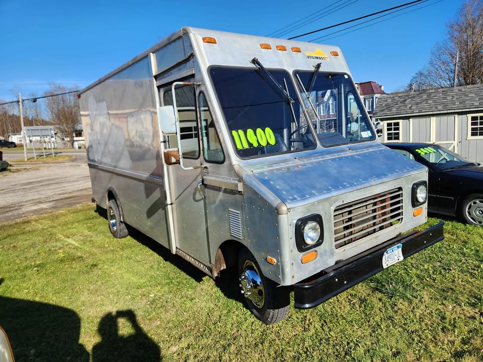 Ford-Econoline-e350-super-duty-cargo-1988