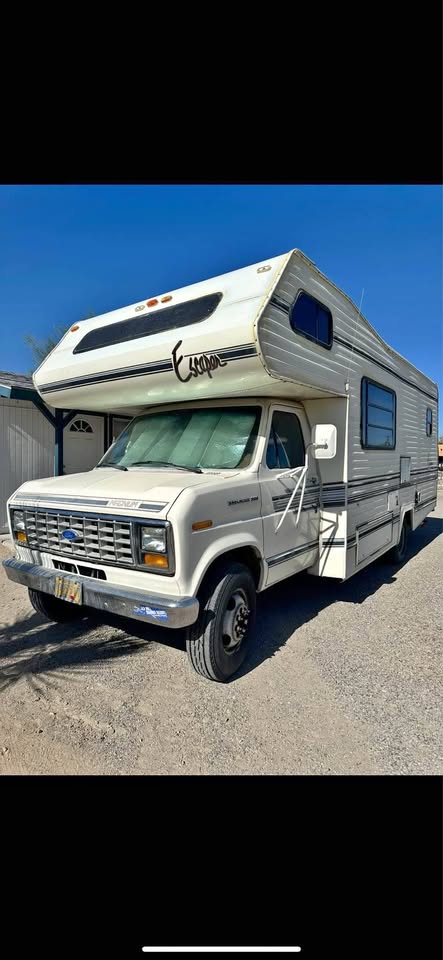 Ford-Econoline-e350-super-duty-cargo-1989