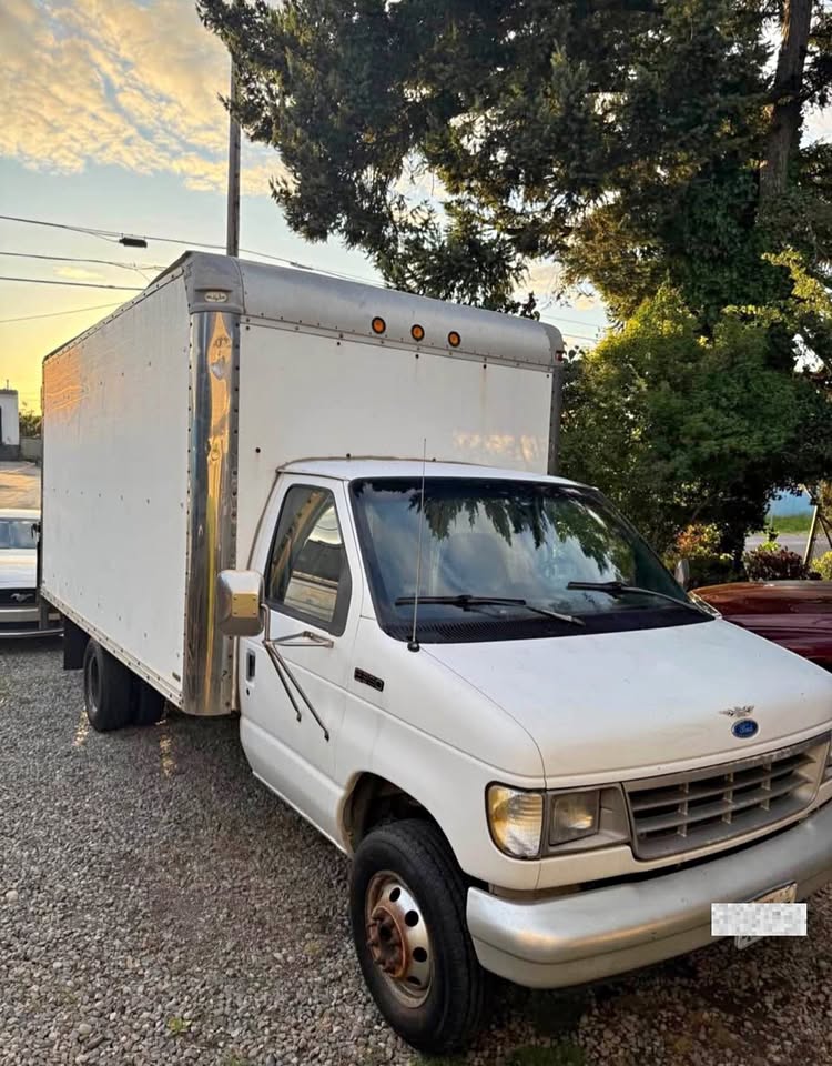 Ford-Econoline-e350-super-duty-cargo-1993