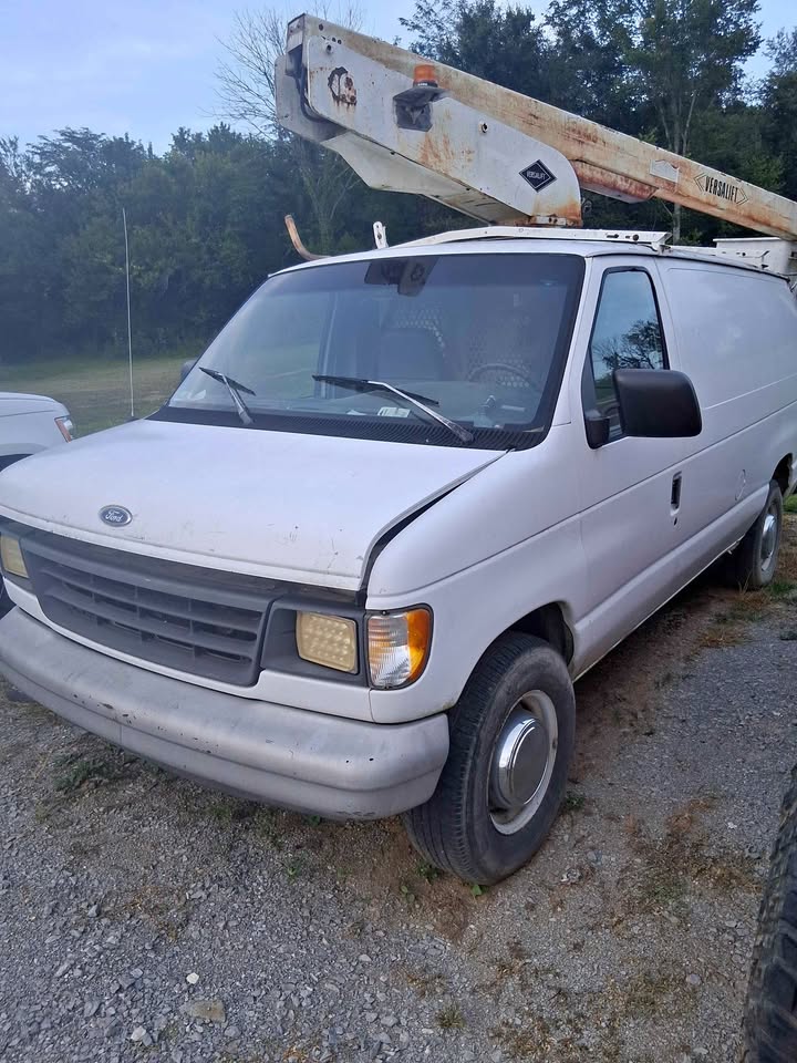 Ford-Econoline-e350-super-duty-cargo-1994