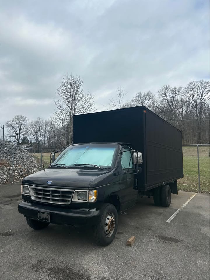 Ford-Econoline-e350-super-duty-cutaway-1995