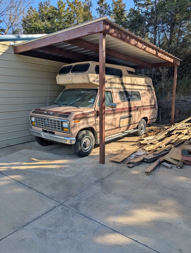 Ford-Econoline-e350-turtle-top-1-ton-1987