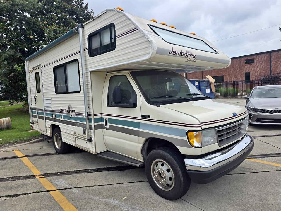 Ford-Econoline-van-1993