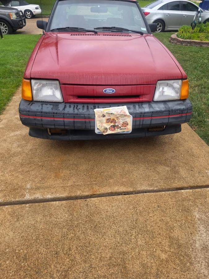 Ford-Escort-exp-1987-red