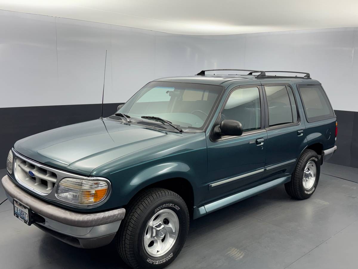 Ford-Explorer-4-x-4-1995-green