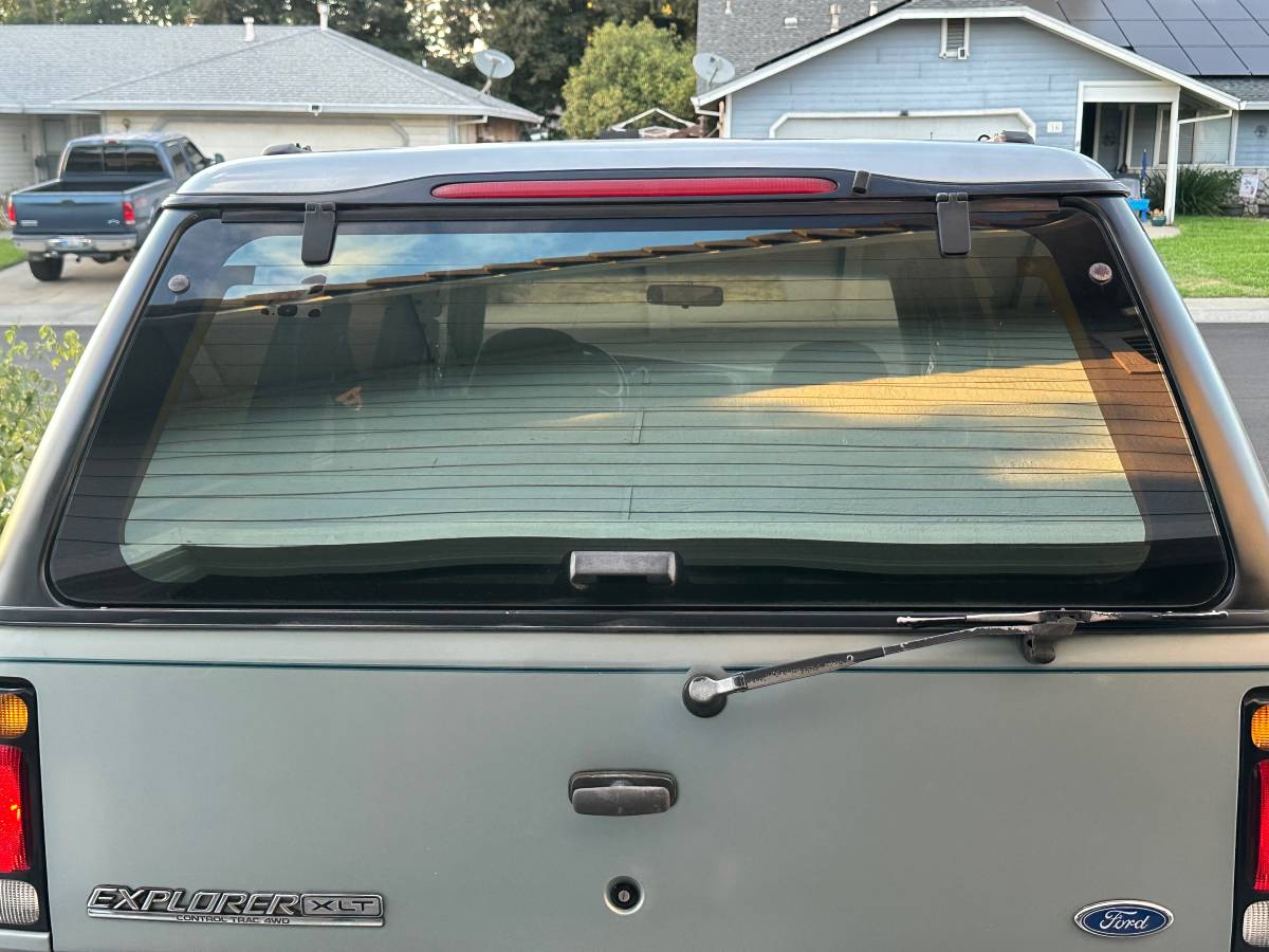 Ford-Explorer-xlt-1996-green