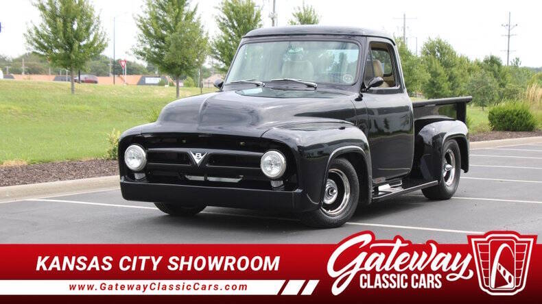 Ford-F-100-1953-Black-Tan