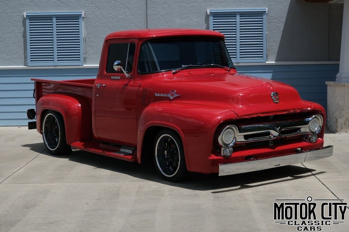 Ford F-100 1956