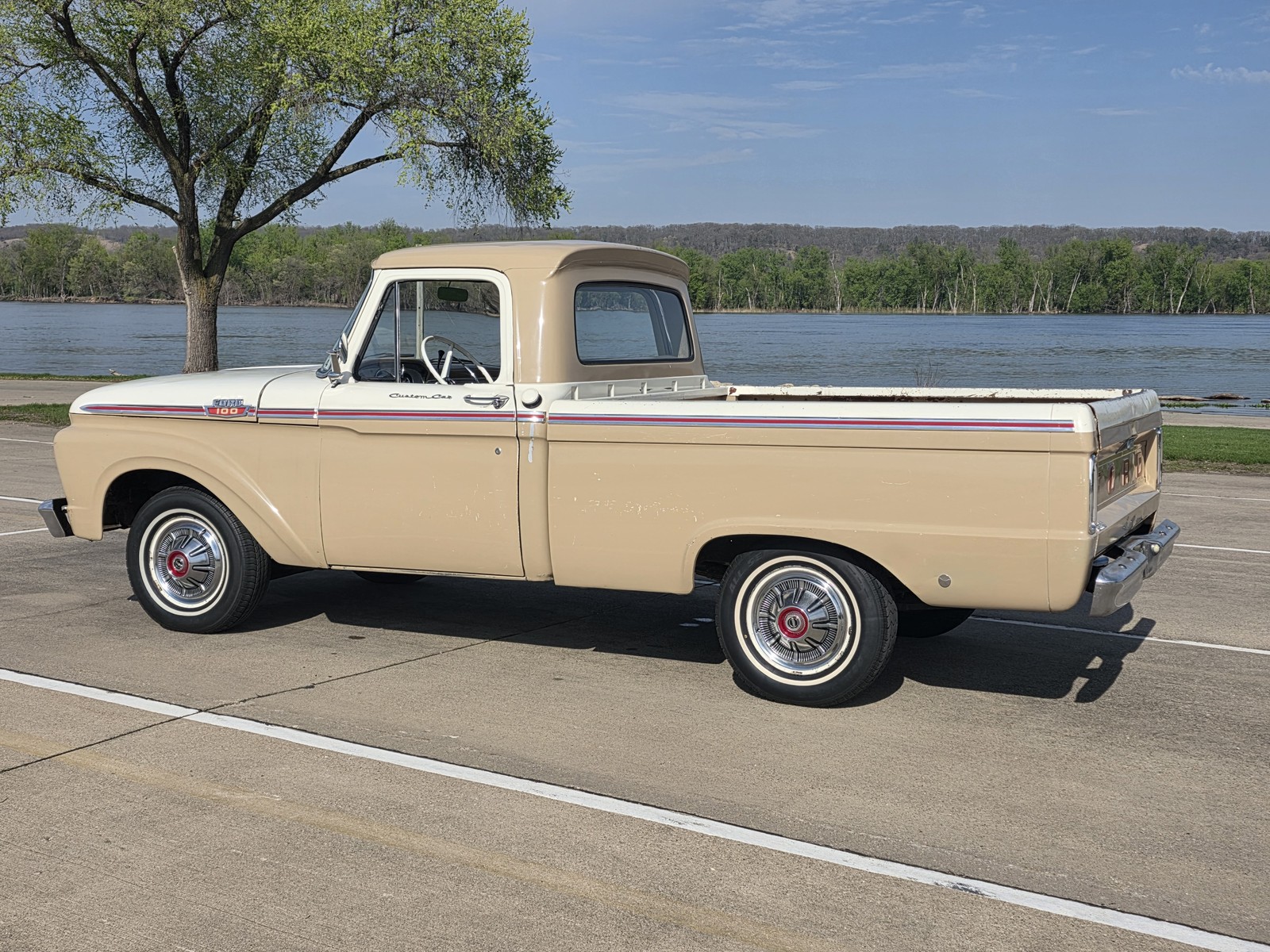 Ford-F-100-1964-Truck