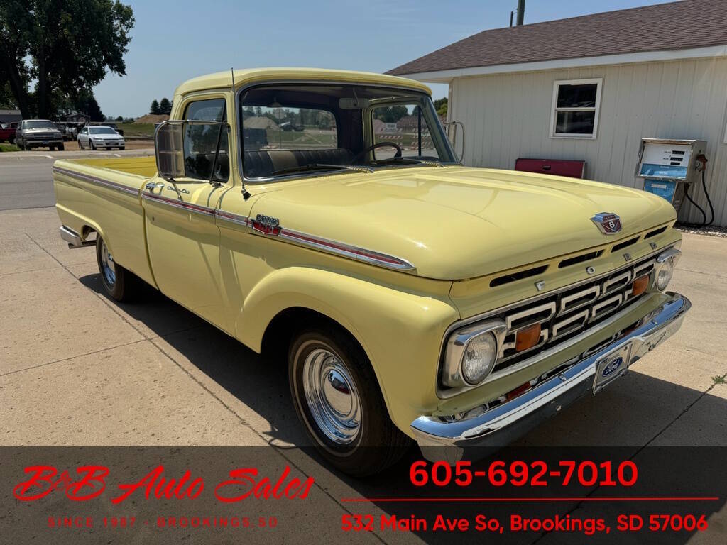 Ford-F-100-1964-Yellow-Brown