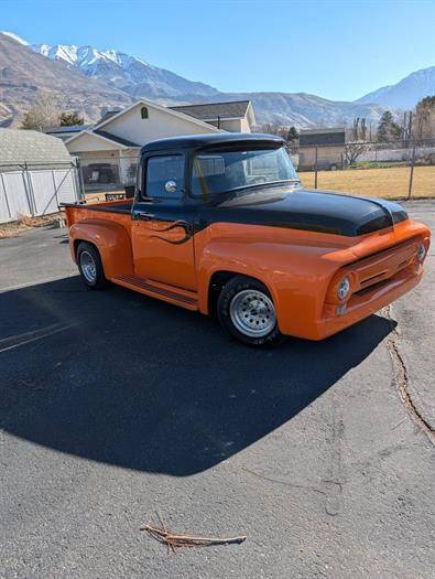 Ford-F-100-1965-2-Tone-Black-Leather