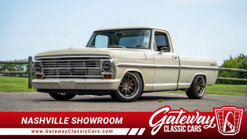 Ford-F-100-1971-White-Black