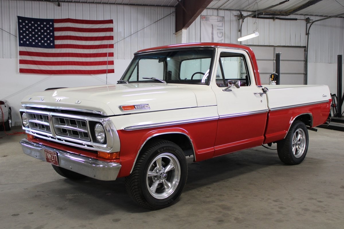 Ford-F-100-1972-Pickup-Truck-Red