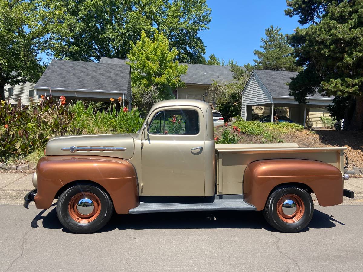 Ford-F-150-1952-custom