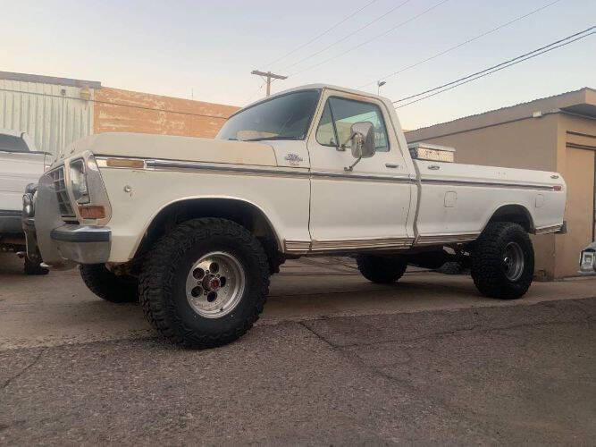 Ford-F-150-1979-White