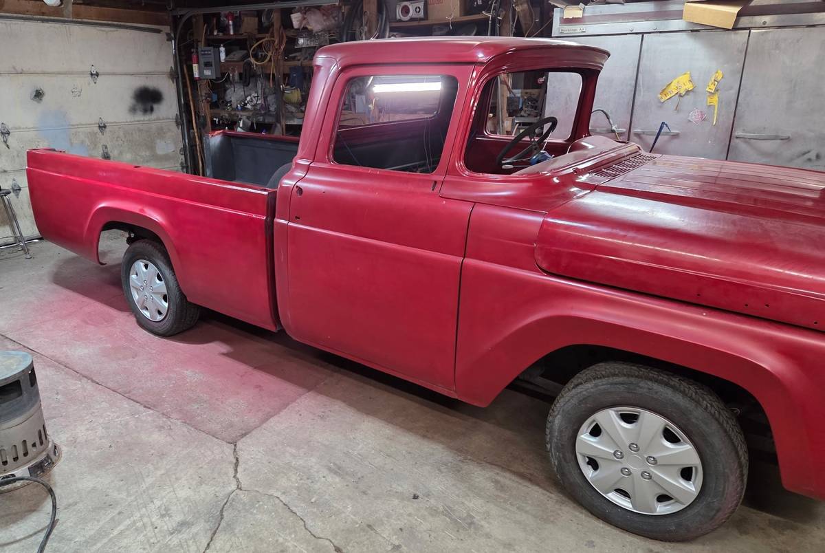 Ford-F-150-pickup-1957-red