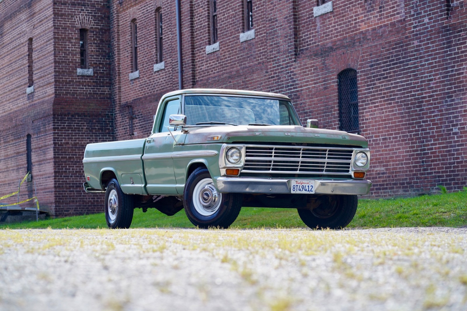 Ford-F-250-1969-Standard-Cab-Pickup-Black