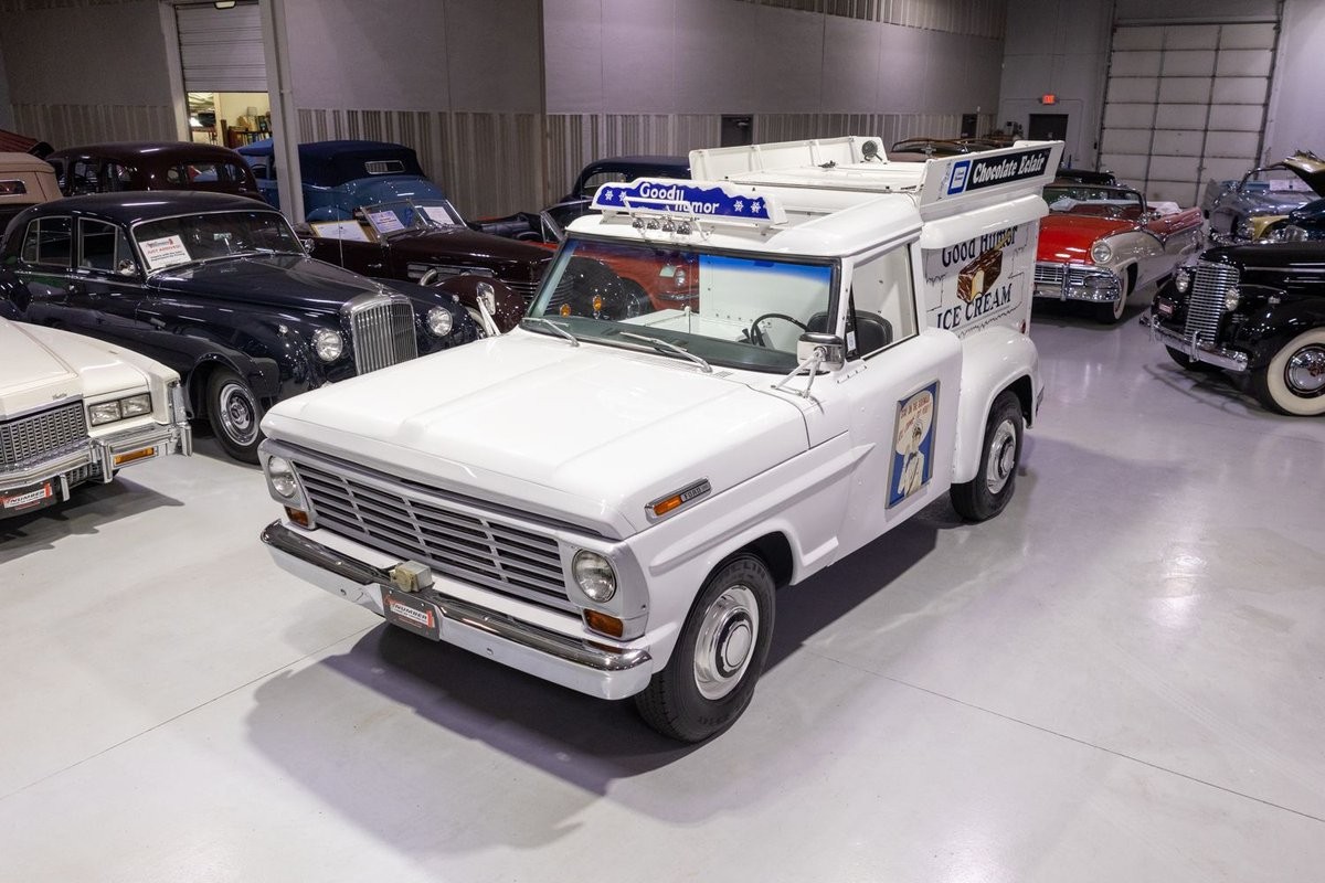Ford-F-250-1969-Truck-Black