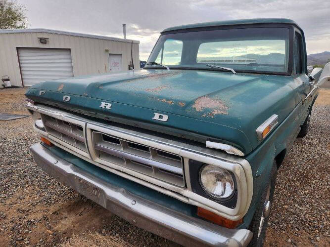 Ford-F-250-1971-Green