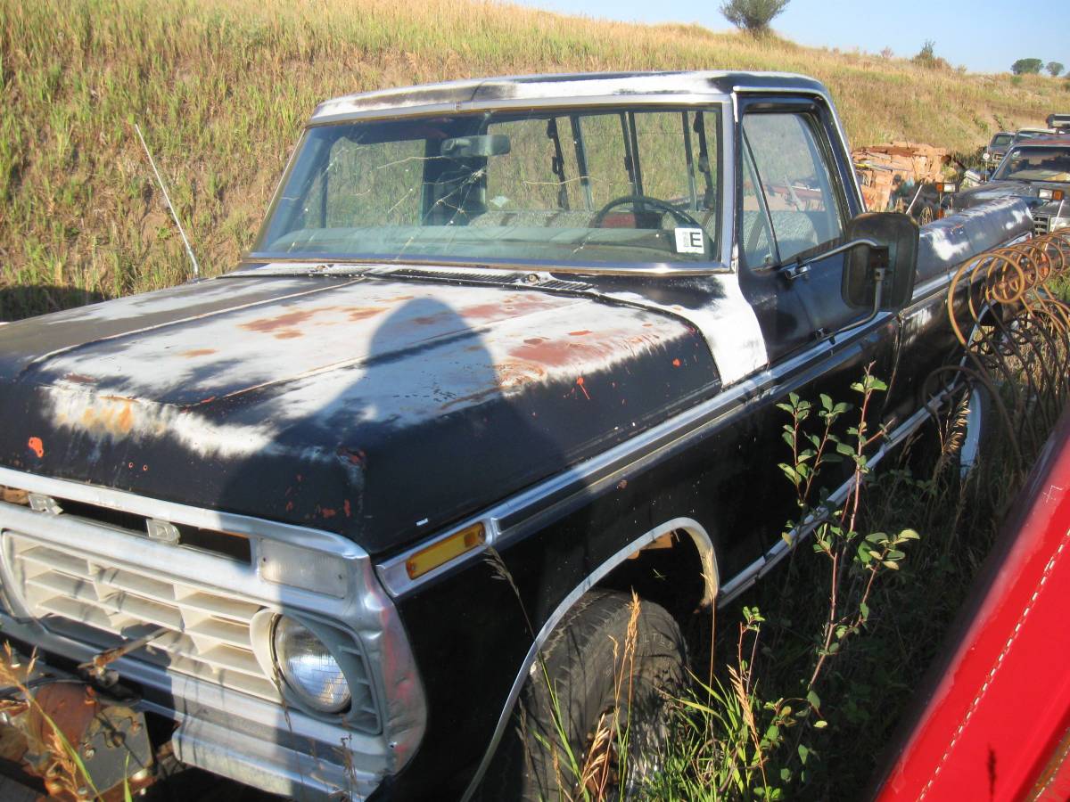 Ford-F-250-1975