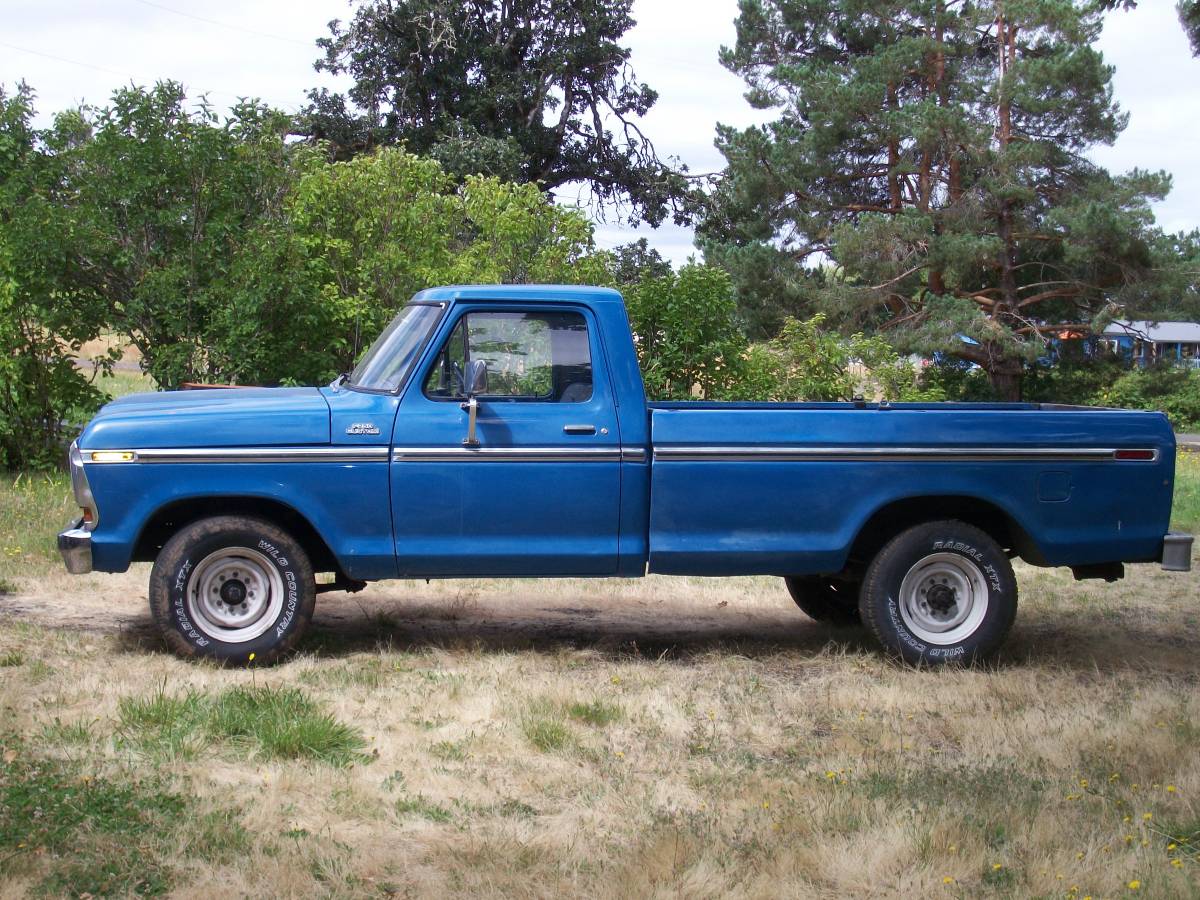 Ford-F-250-1978-blue