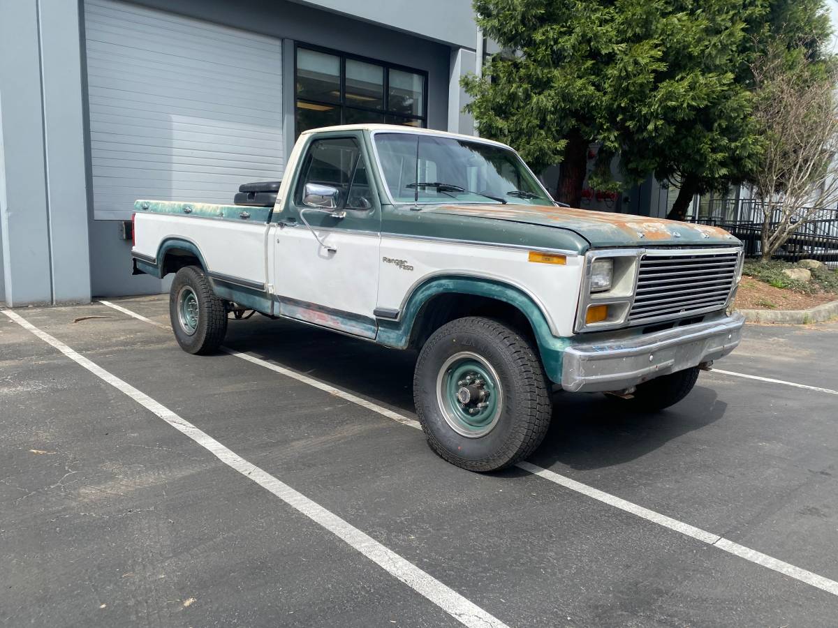 Ford-F-250-1981-green