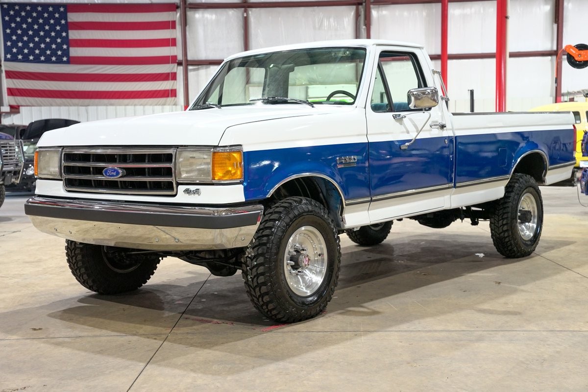 Ford-F-250-1989-Standard-Cab-Pickup-Blue