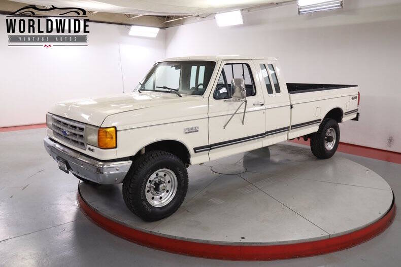 Ford-F-250-1990-White-BlueGray