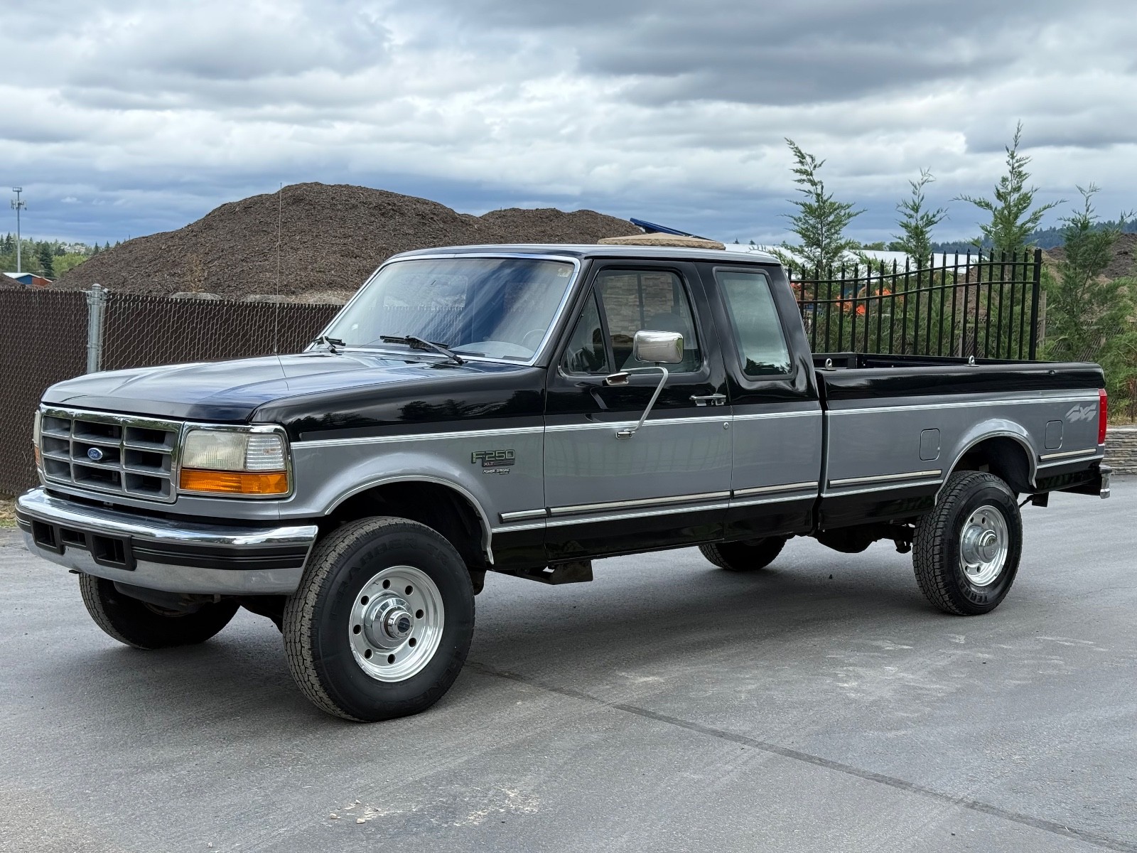 Ford-F-250-1995-Extended-Cab-Pickup