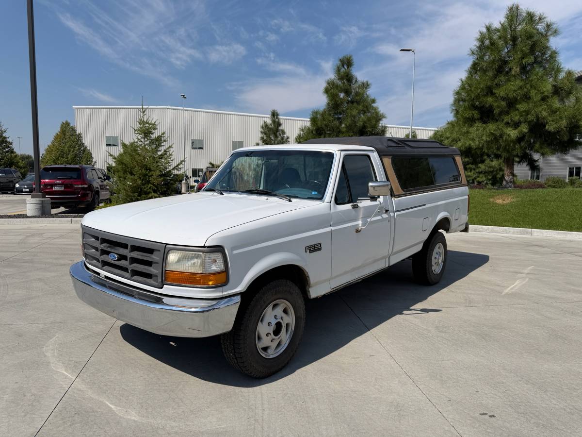 Ford-F-250-1996-white