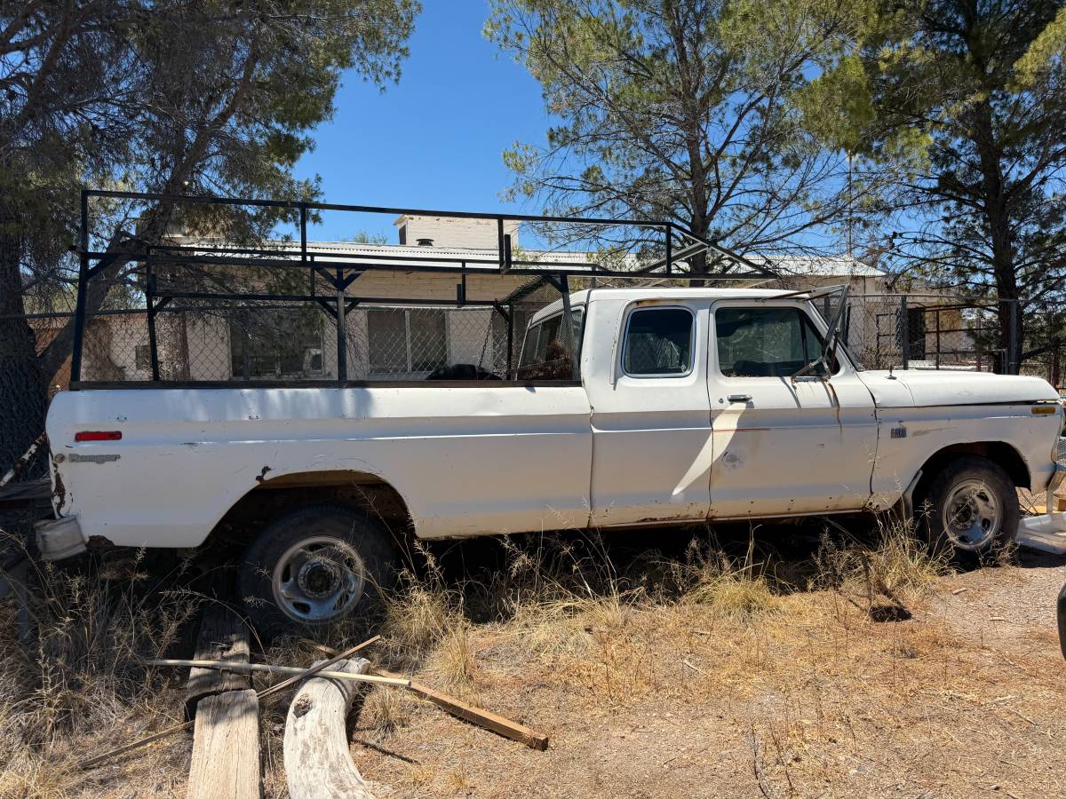 Ford-F-250-ranger-supercab-1976