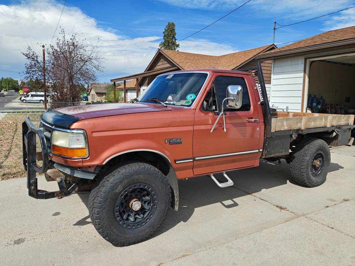 Ford-F-250-super-duty-1994-Orange