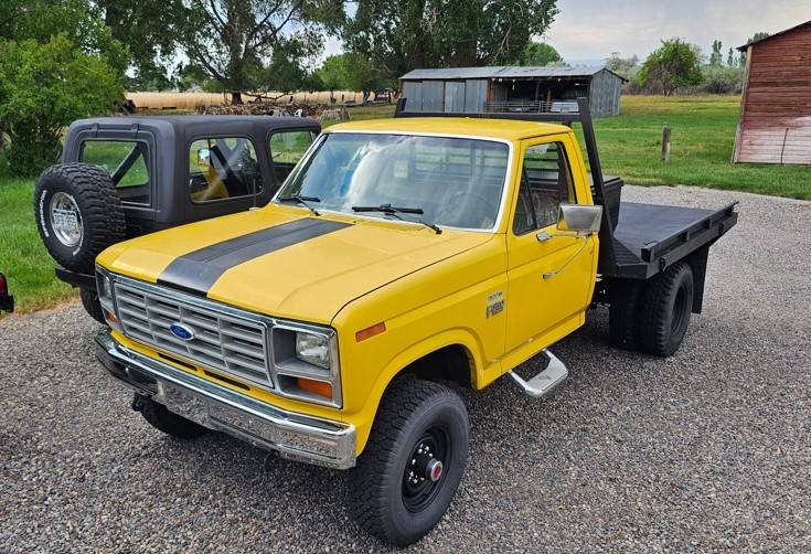 Ford-F-350-1986-yellow