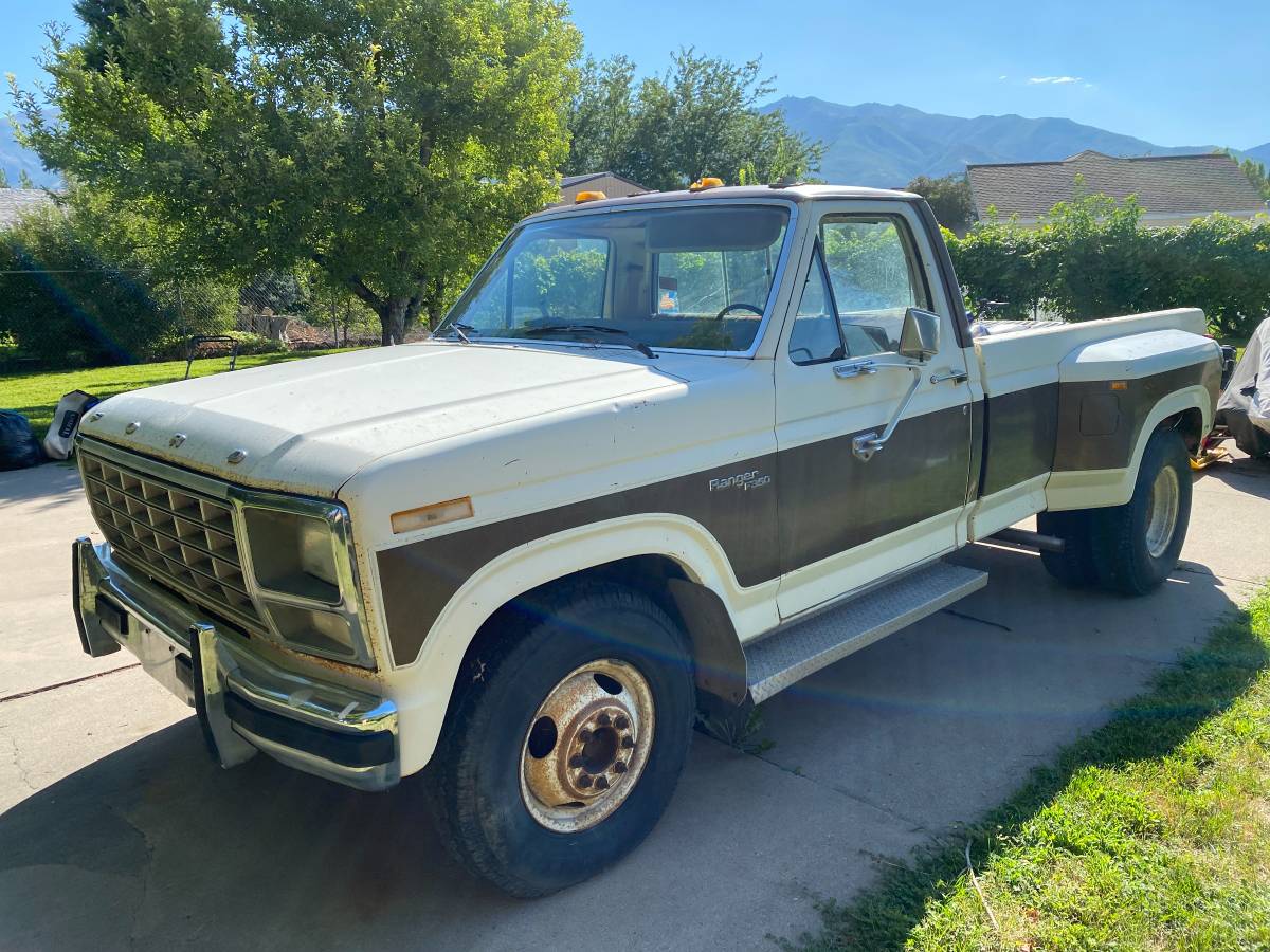 Ford-F-350-ranger-dually-1980